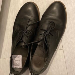 selling for leather shoe